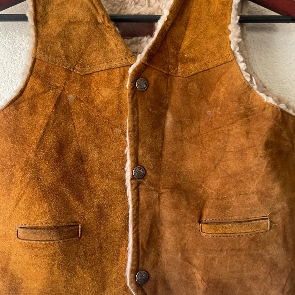 Vintage Kids Tan Suede Western Vest Faux‎ Shearling Lined Brown Medium